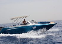 остров тиран на скоростном катере